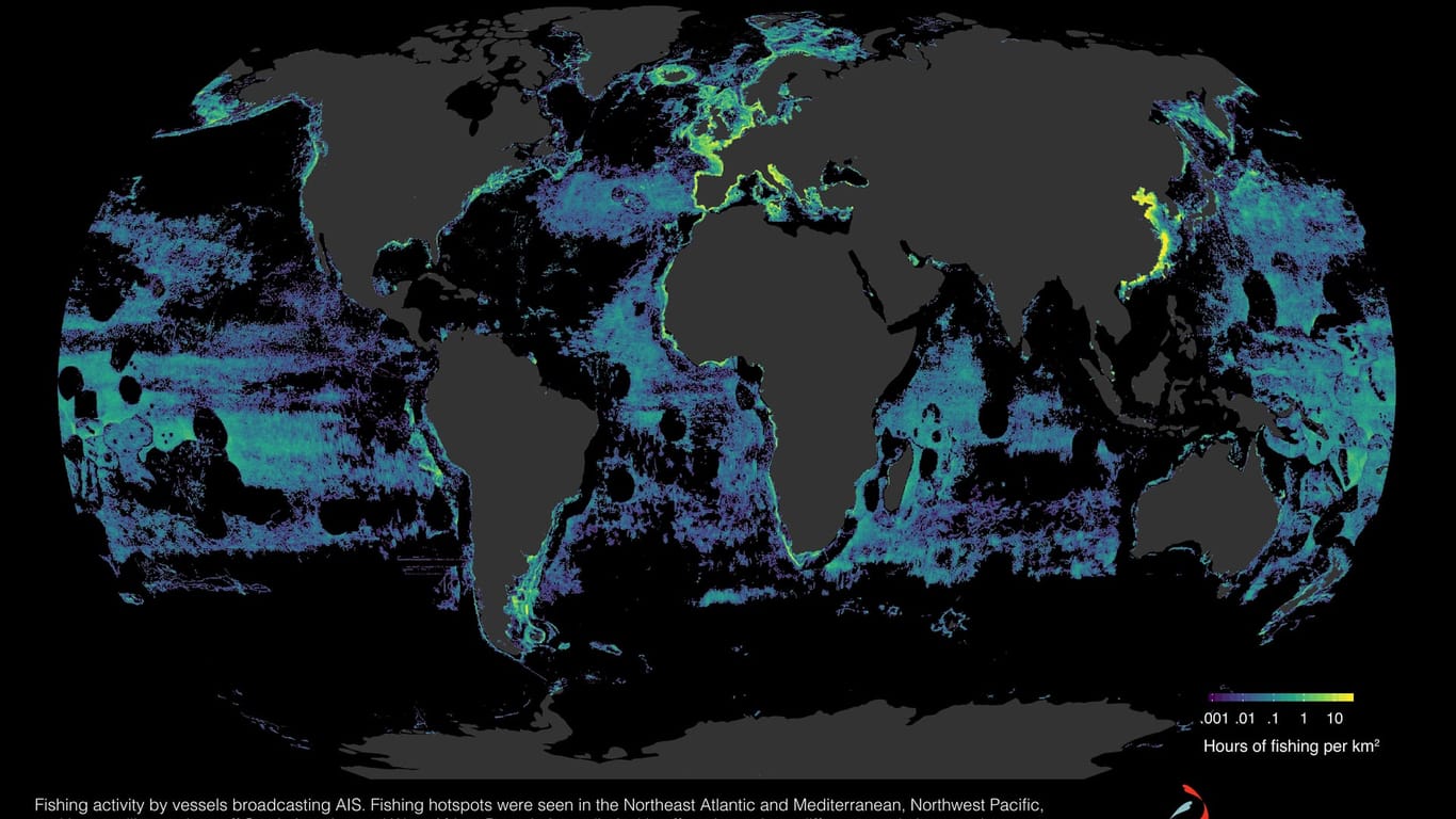 Die Satellitendaten zeigen, dass der überwiegende Teil der Ozeane inzwischen zum Fischfang genutzt wird.