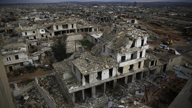 Blick über das zerstörte Viertel Ramouseh im Osten Aleppos. Blick über das zerstörte Viertel Ramouseh im Osten Aleppos.