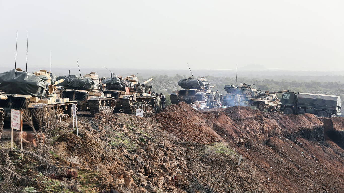 Türkische Offensive in Nordsyrien: Nun werden auch Gefechte in Wohngebieten erwartet.