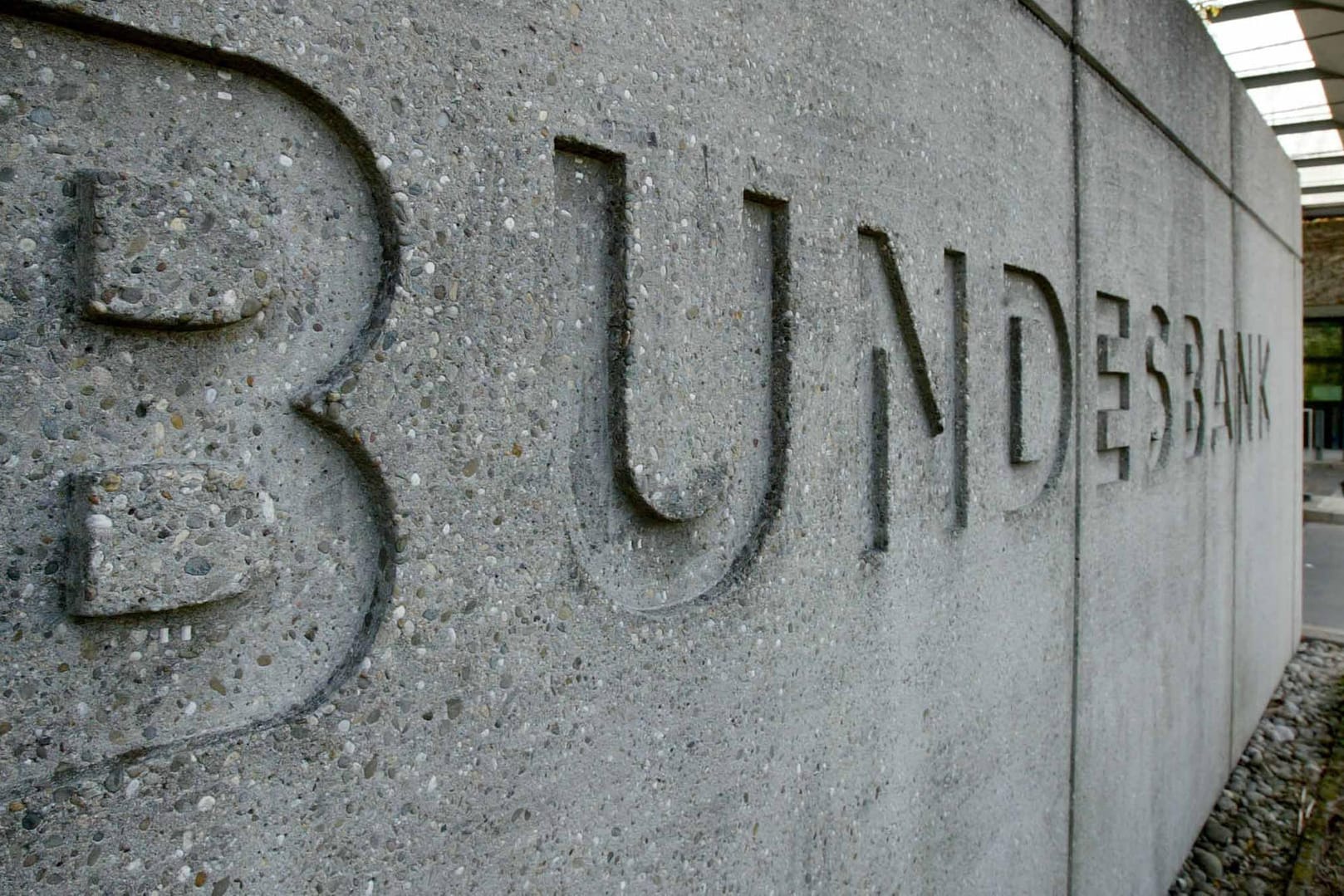 Die Bundesbank in Frankfurt: 1,9 Milliarden Euro gehen an die neue Bundesregierung. Die Bundesbank in Frankfurt: 1,9 Milliarden Euro gehen an die neue Bundesregierung.