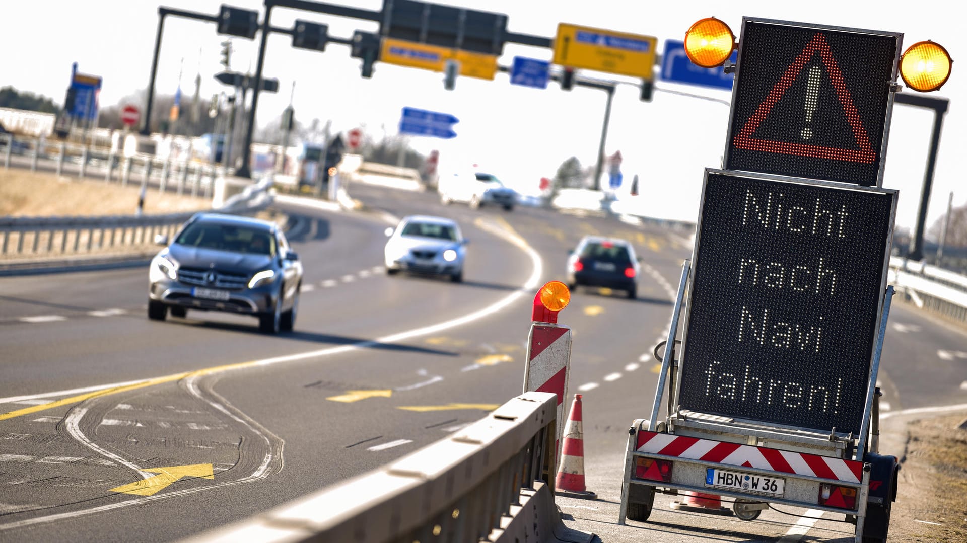 Verkehrsschild: Autofahrer, die hier auf ihr Navi vertrauen, können schnell zu Geisterfahrern werden.