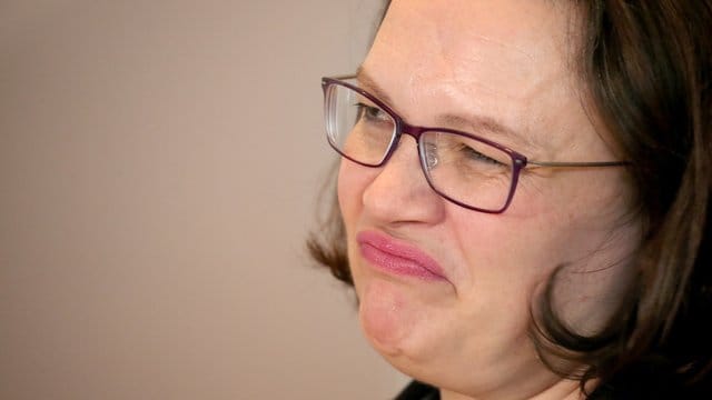 "Ich persönlich will nicht über einen Ausgang mit Nein spekulieren", so die designierte SPD-Chefin Andrea Nahles. "Ich persönlich will nicht über einen Ausgang mit Nein spekulieren", so die designierte SPD-Chefin Andrea Nahles.