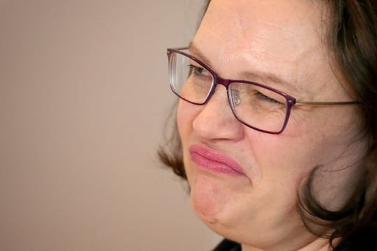 "Ich persönlich will nicht über einen Ausgang mit Nein spekulieren", so die designierte SPD-Chefin Andrea Nahles.