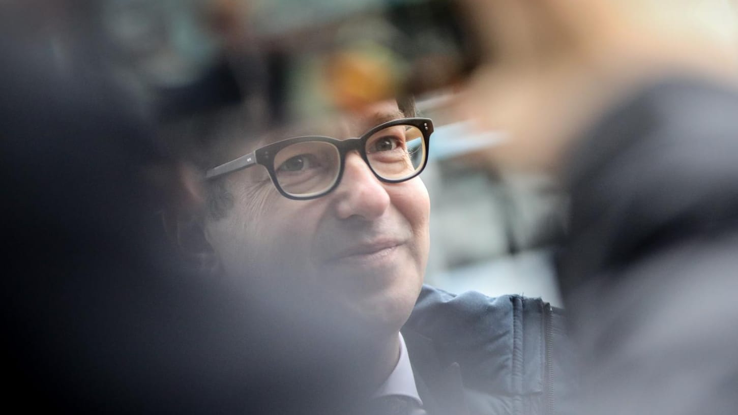 Zu wenig unternommen? Alexander Dobrindt (CSU) war vier Jahre lang Bundesverkehrsminister. Zu wenig unternommen? Alexander Dobrindt (CSU) war vier Jahre lang Bundesverkehrsminister.