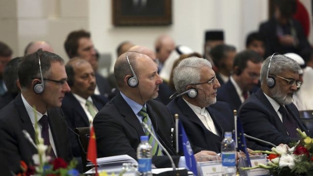 Teilnehmer der Friedenskonferenz im Präsidentenpalast in Kabul.
