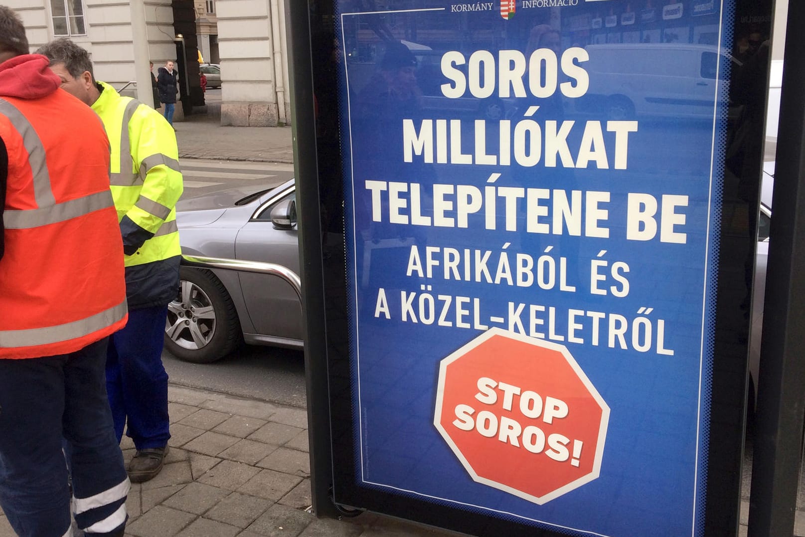 Außenwerbung mit "Stop Soros"-Kampagne: Ungarns Staatschef Orban stoppt Anti-Soros-Kampagne.