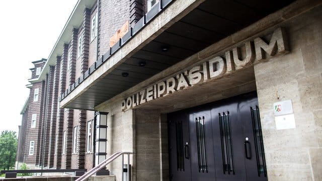 Das Polizeipräsidium in Bochum: Die Polizei der Ruhrgebietsstadt steht in der Kritik. Das Polizeipräsidium in Bochum: Die Polizei der Ruhrgebietsstadt steht in der Kritik.