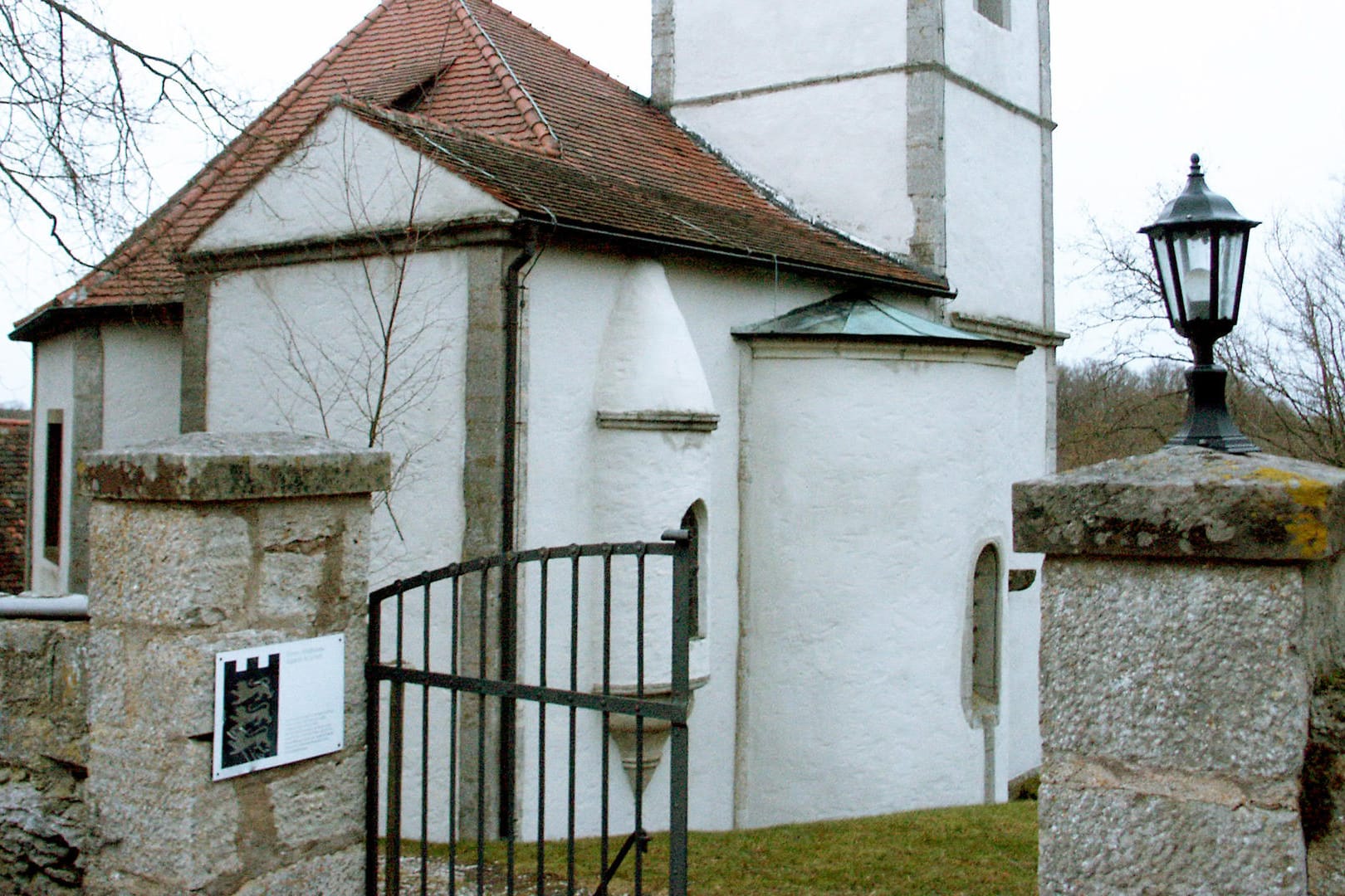 Die Ulrichskapelle in Creglingen: in der Nähe des Ortes starb ein Mann, als er seinen Enkel aus dem Eiswasser zog.