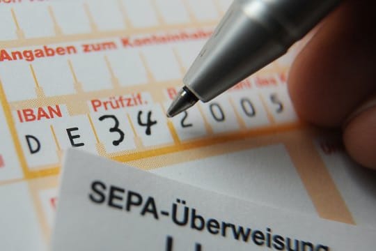 Händler dürfen seit Mitte Januar für Überweisungen kein zusätzliches Entgelt verlangen.