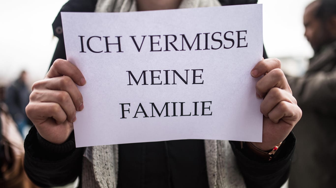 Der Bundesrat hat die Einschränkung des Familiennachzugs von Flüchtlingen gebilligt. Bis August keine, und danach nur sehr wenige Asylsuchende dürfen ihre Familien nach Deutschland holen.