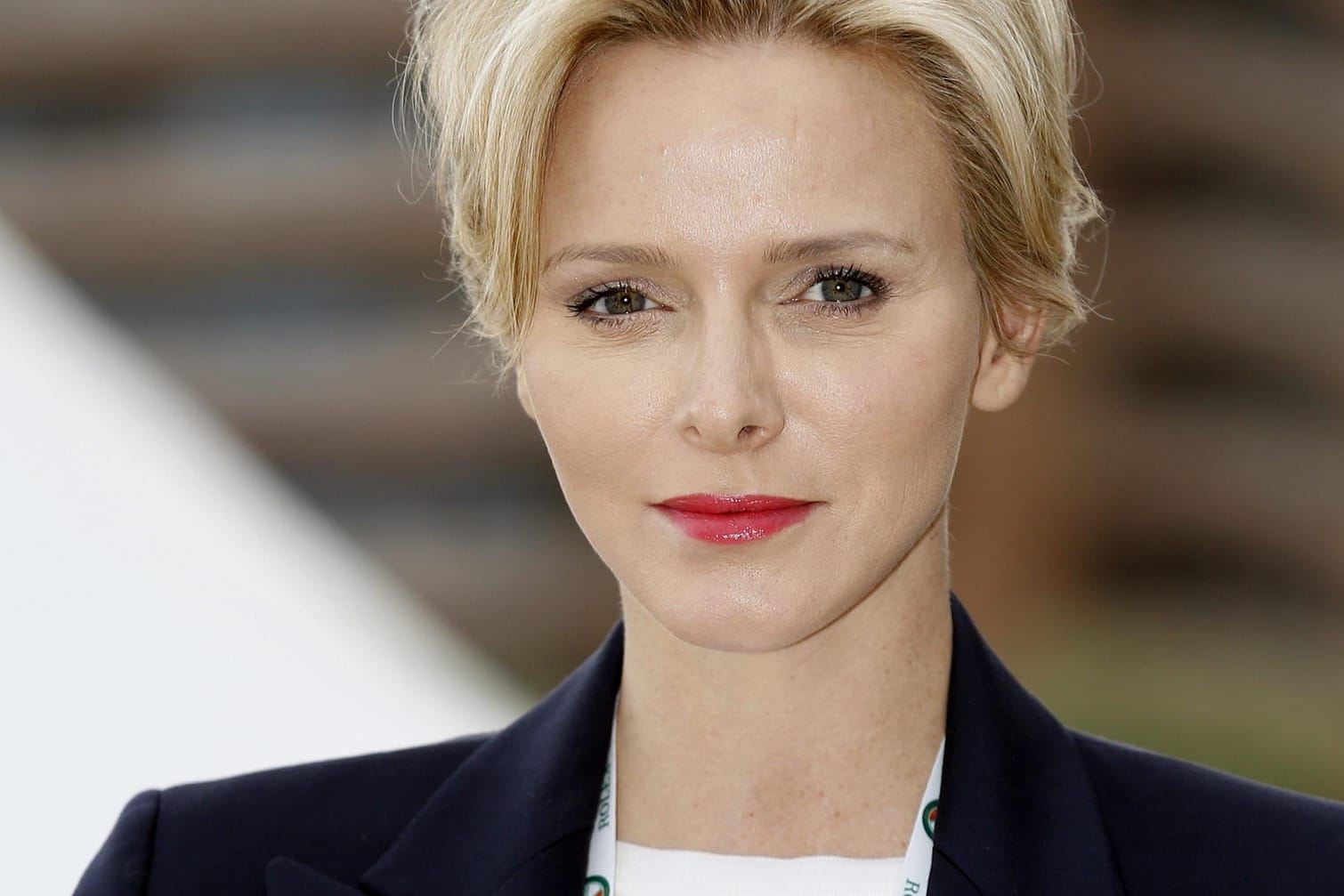 Charlène von Monaco: Mit einem ganz spontanen Selfie überrascht sie ihre Fans.