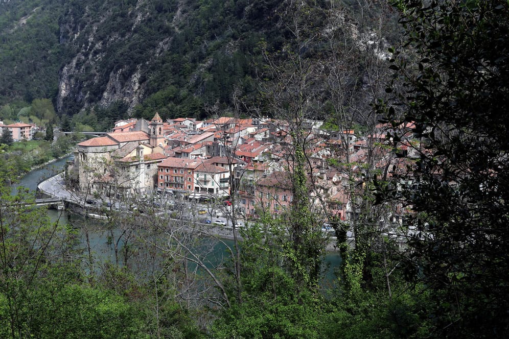 Das Roya-Tal, zwischen Mittelmeer und den Alpen gelegen: hier ereignete sich ein Lawinenunglück, bei dem vier Menschen starben.