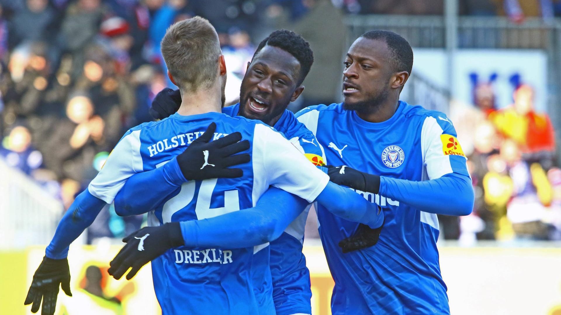 Kampf um Platz drei: Holstein Kiel feiert den Kantersieg gegen den MSV.