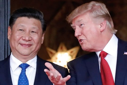 US-Präsident Donald Trump im April vergangenen Jahres zusammen mit Xi Jinping in Florida.