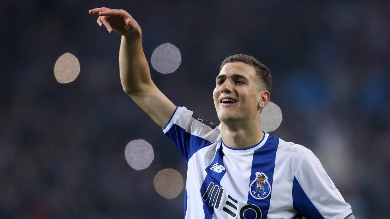 Diogo Dalot: Der Verteidiger des FC Porto soll ebenfalls ein Thema beim FC Bayern sein.