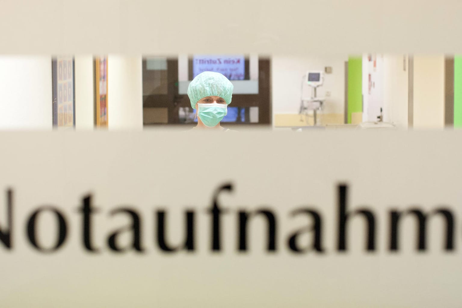 Angriff in einer Herforder Notaufnahme: Ein Patient verletzte eine Ärztin schwer. (Symbolbild)