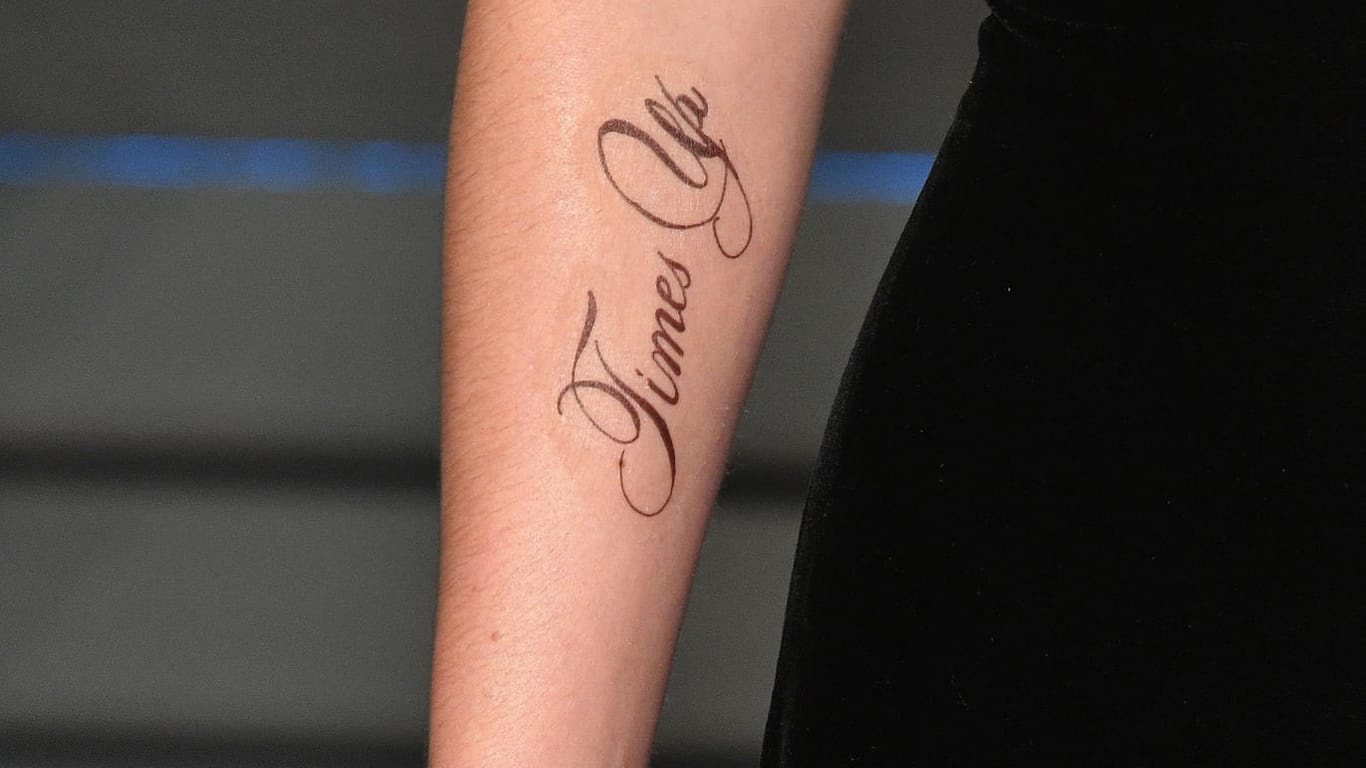 Emma Watsons #TimesUp-Tattoo.