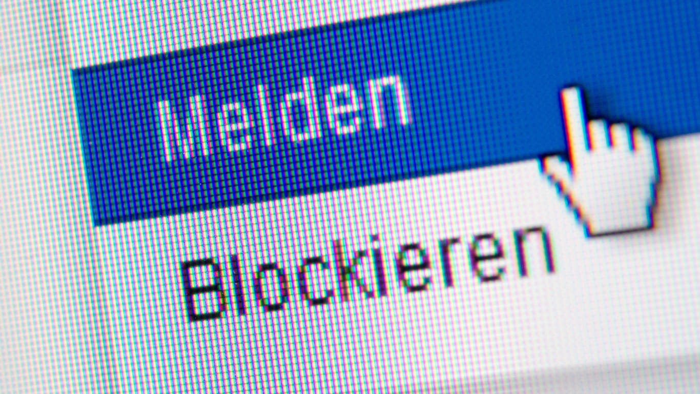 "Melden"- und "Blockieren"-Schaltflächen auf Facebook: eco-Beschwerdestelle meldet Rekordjahr 2017.
