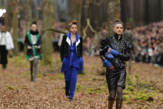 Chanel lud in den Wald ein.