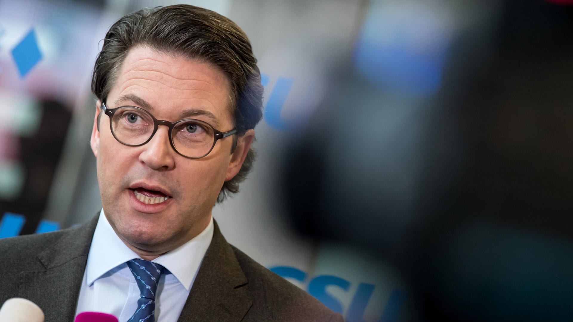 CSU-Politiker Andreas Scheuer: Der designierte Verkehrsminister will Fahrverbote vermeiden. CSU-Politiker Andreas Scheuer: Der designierte Verkehrsminister will Fahrverbote vermeiden.