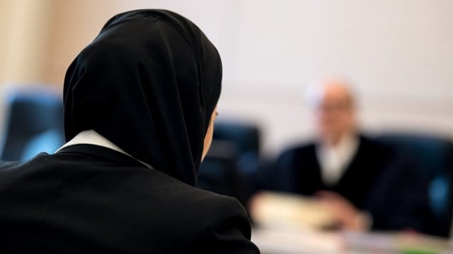 Die Jurastudentin Aqilah S. Die Jurastudentin Aqilah S.