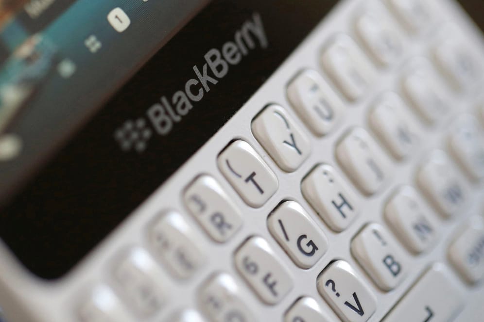 Blackberry-Handy: Der Smartphone-Pionier wirft Facebook in einer Klage Patentverletzungen vor.