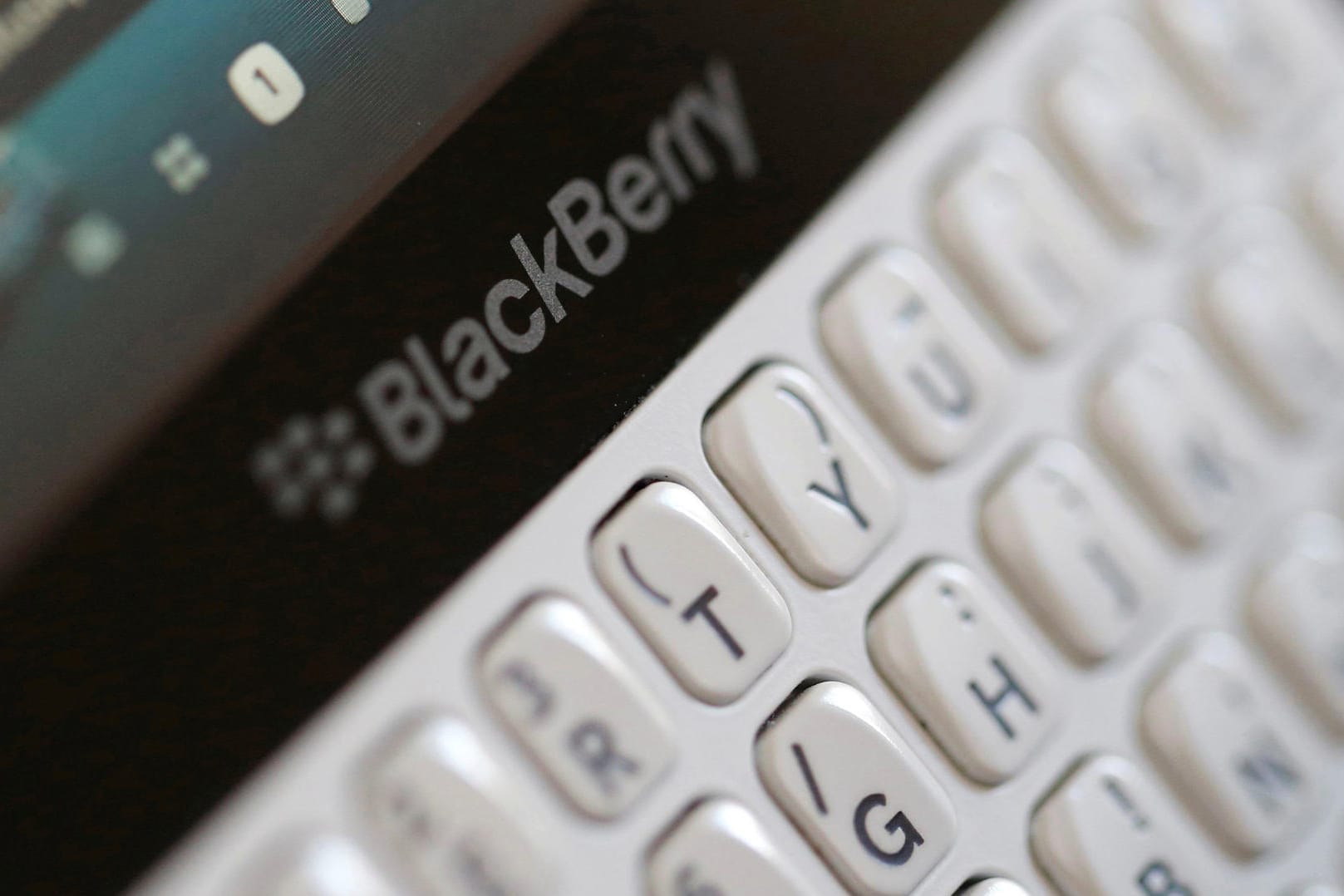 Blackberry-Handy: Der Smartphone-Pionier wirft Facebook in einer Klage Patentverletzungen vor.