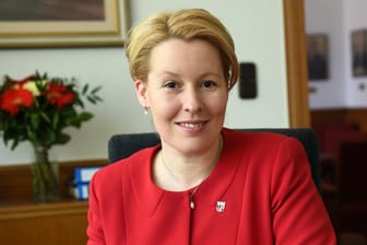 Franziska Giffey im Rathaus von Neukölln: Die 39-Jährige ist seit 2015 Bürgermeisterin des Berliner Bezirks.