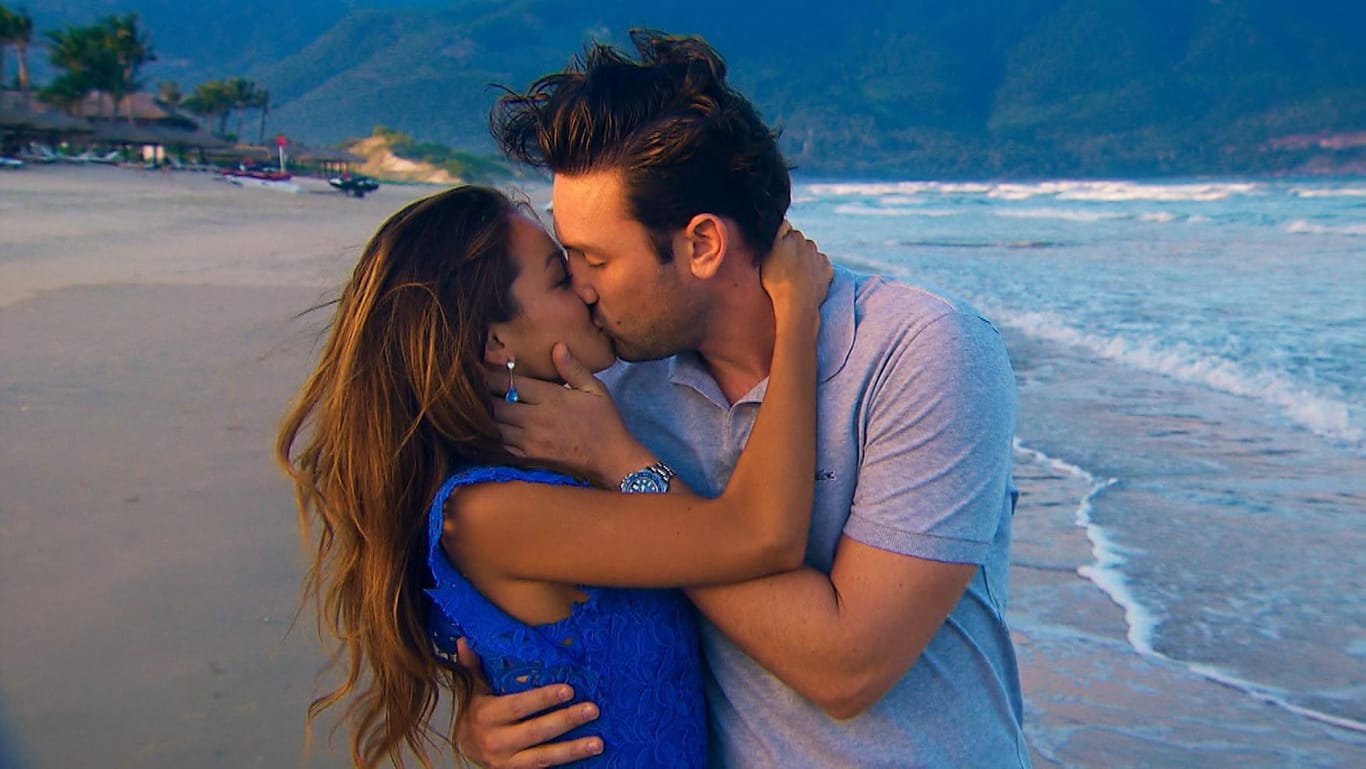 "Ich liebe dich", sagt Daniel zu seiner Kristina. Diese drei Worte brachte noch kein Bachelor vor ihm über die Lippen.