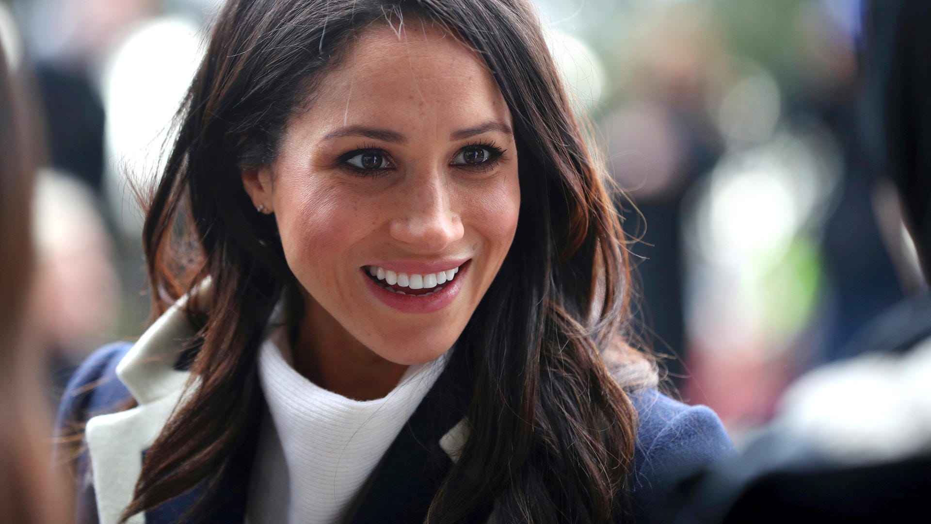 Meghan Markle: Die Schauspielerin wurde in einer privaten Zeremonie in die Kirche von England aufgenommen. Meghan Markle: Die Schauspielerin wurde in einer privaten Zeremonie in die Kirche von England aufgenommen.