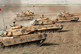 Eine Übung der türkischen Armee nahe der Grenze zum Irak Ende 2017: Die Türkei plant eine Offensive gegen die PKK im Nordirak.