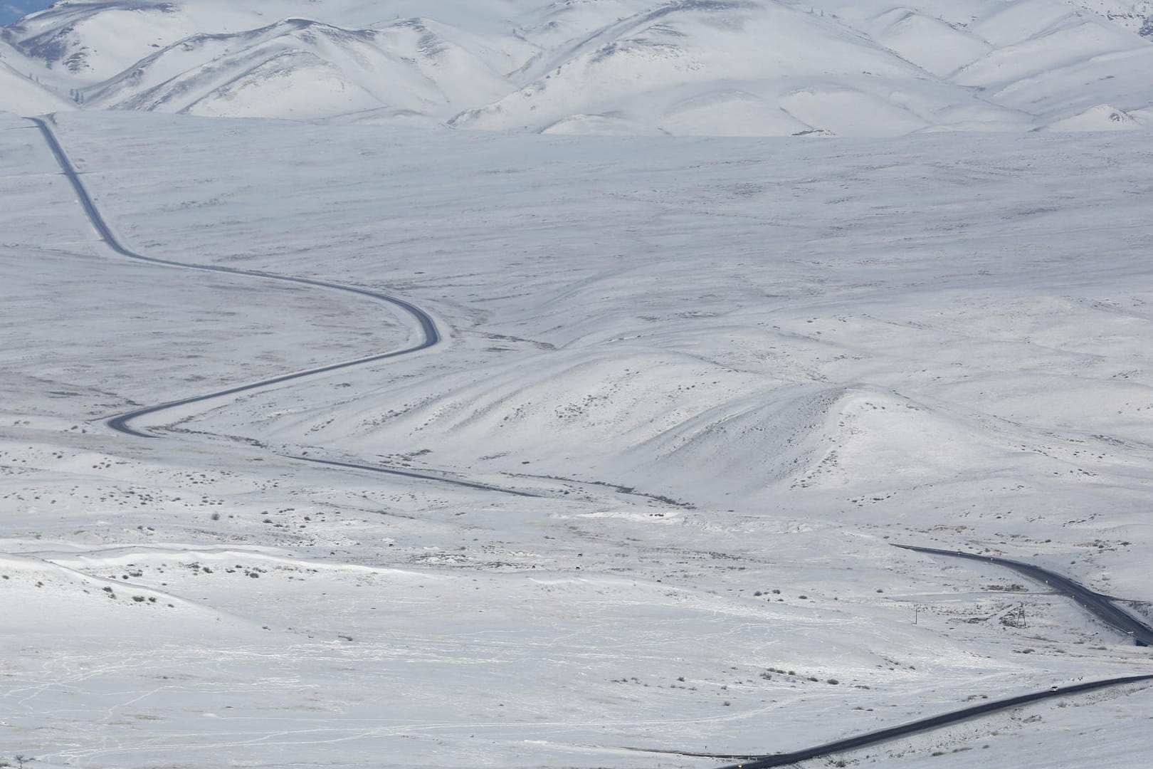 Endlose Weiten von Schnee: Im südlichen Sibirien nahe der chinesischen Grenze sind Dutzende menschlicher Hände in einem Sack entdeckt worden, schreibt die "Siberian Times".
