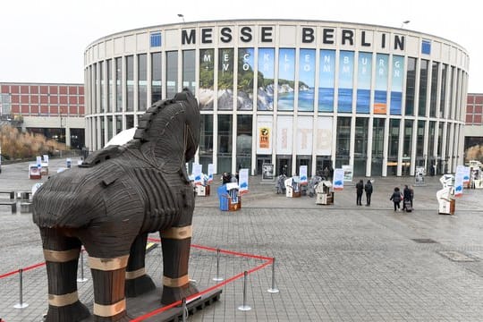 Eingang der Internationalen Tourismus-Börse (ITB) in Berlin.