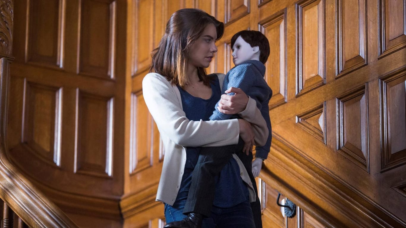 Kindermädchen für eine Puppe? - Greta (Lauren Cohan) in "The Boy".