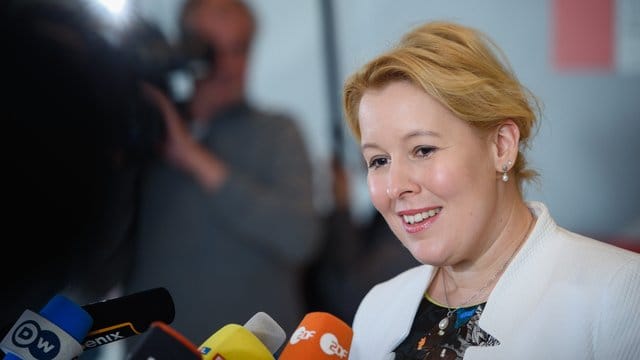 Franziska Giffey (SPD) warnte davor, AfD-Wähler abzuqualifizieren und nicht ernst zu nehmen. Franziska Giffey (SPD) warnte davor, AfD-Wähler abzuqualifizieren und nicht ernst zu nehmen.