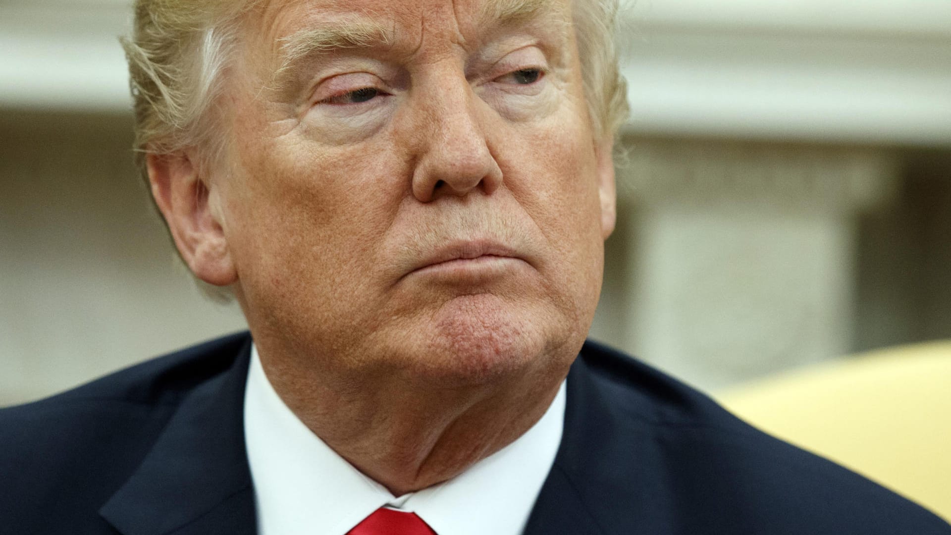 US-Präsident Donald Trump droht weiter Ärger. Weil er die Zahlung an Stephanie Clifford nicht öffentlich machte, könnte nun das Justizministerium Ermittlungen einleiten.