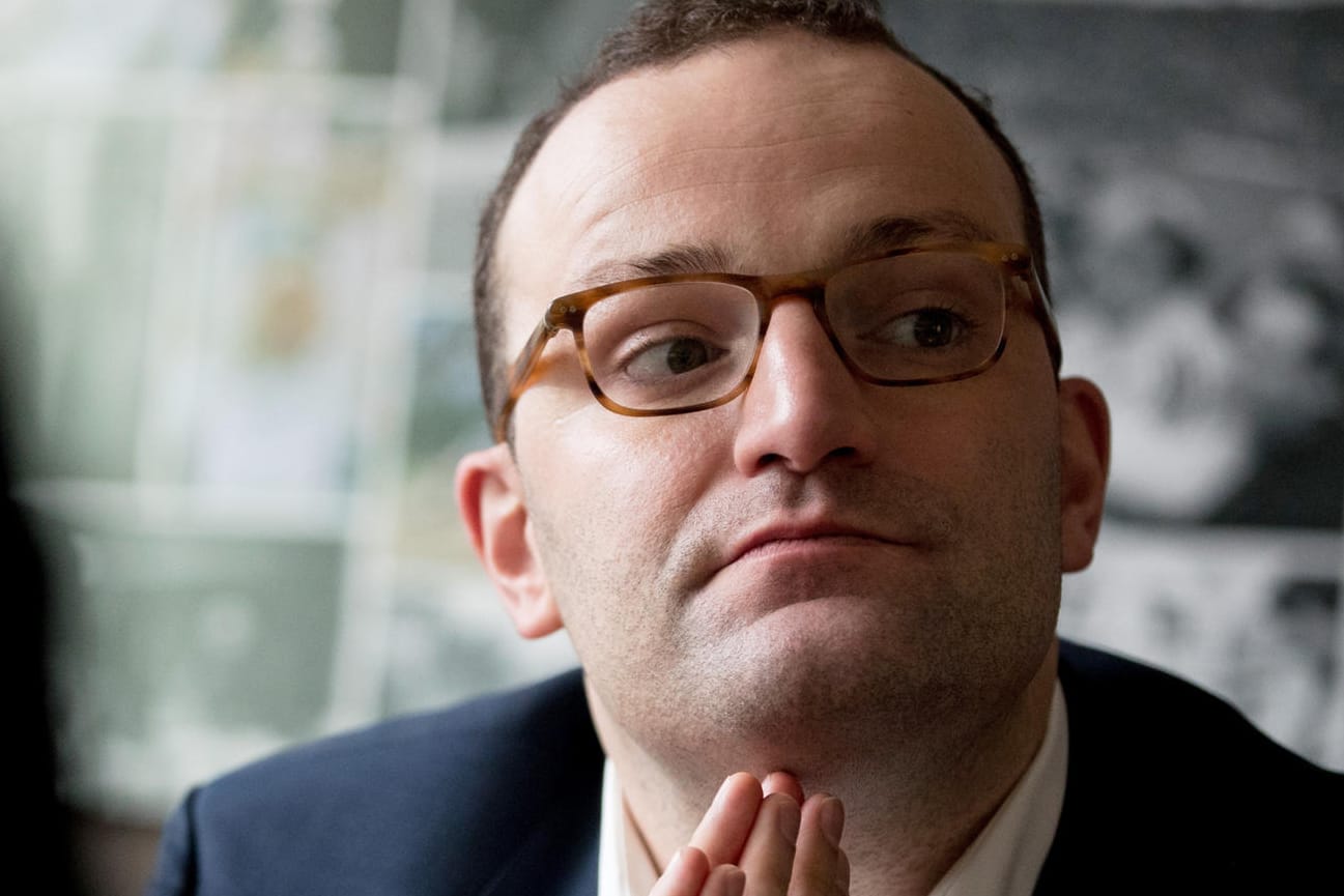 Der CDU-Politiker Jens Spahn: Der künftige Gesundheitsminister hat sich jetzt zum Thema Armut geäußert.