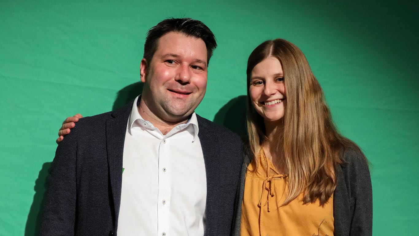 Anne Kura und Stefan Körner: Sie bilden die Doppelspitze der Grünen in Niedersachsen. Kura wurde beim Landesparteitag mit großer Mehrheit zur Landesvorsitzenden gewählt.