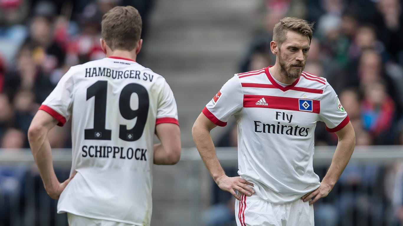 Fassungslosigkeit beim HSV: Aaron Hunt (r.) und Sven Schipplock.