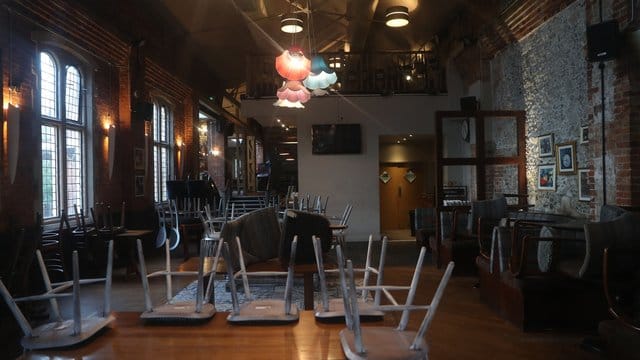 Im Pub The Mill wurden Spuren des Nervengifts gefunden wurden, mit dem der ehemalige russische Doppelagent Skripal und seine Tochter Yulia vergiftet wurden. Im Pub The Mill wurden Spuren des Nervengifts gefunden wurden, mit dem der ehemalige russische Doppelagent Skripal und seine Tochter Yulia vergiftet wurden.