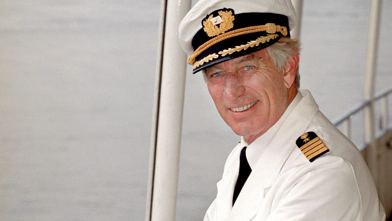 Siegfried Rauch: Von 1999 bis 2013 war er in der Rolle des "Traumschiff"-Kapitäns Jakob Paulsen zu sehen.