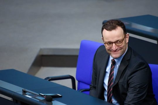 Spahn hatte die Debatte um den Aufnahmestopp für Ausländer an der Essener Tafel kritisiert.