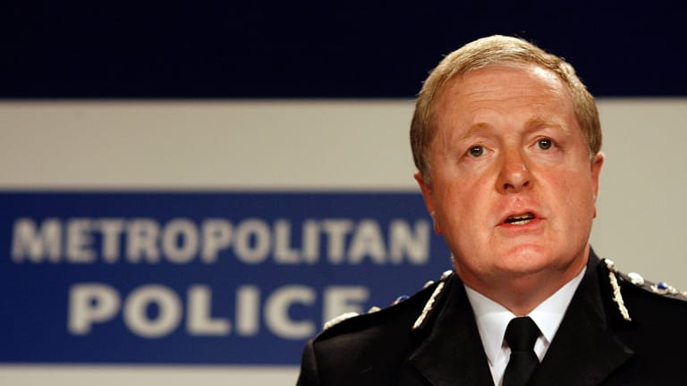 Scotland Yards Ex-Chef Ian Blair: Er fordert, die Ermittlungen zu mysteriösen Todesfälle erneut aufzurollen.