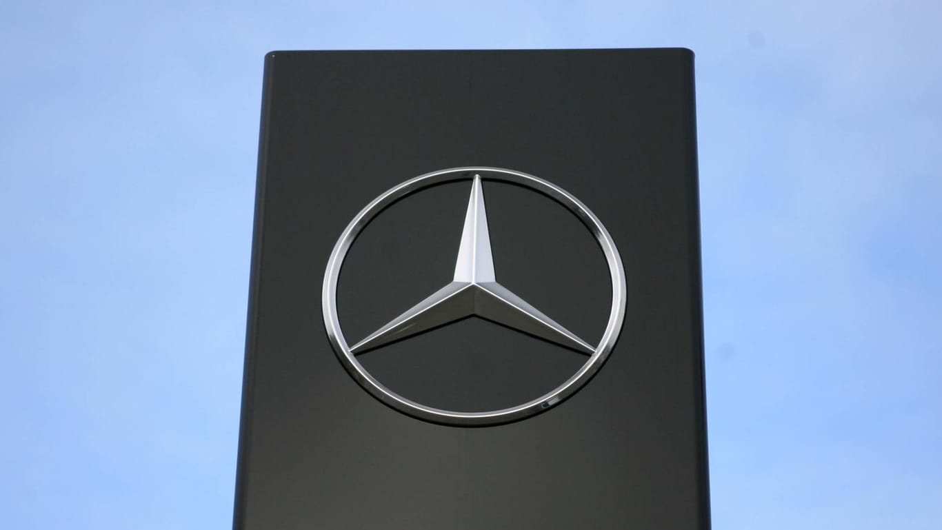 Für viele ein Statussymbol: Der Stern des Autoherstellers Mercedes Benz.