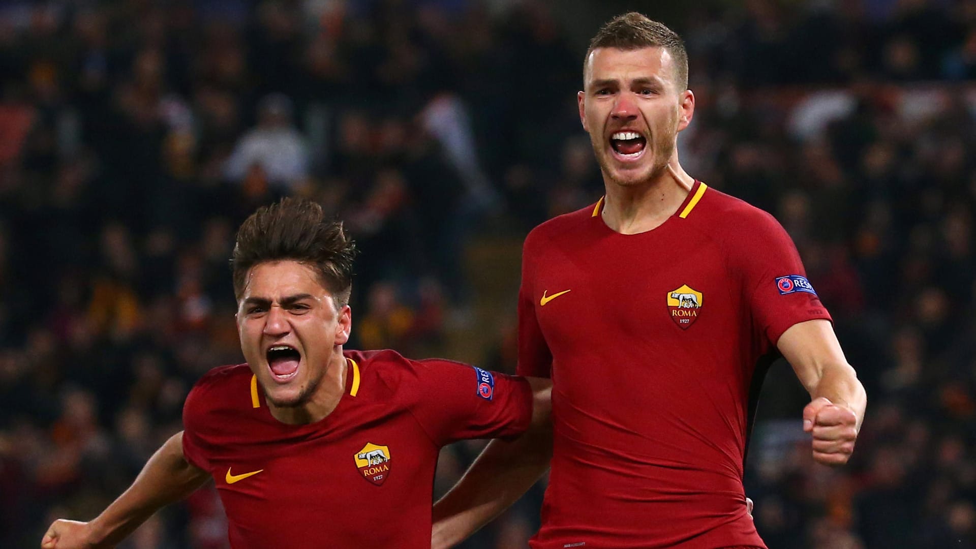 Edin Dzeko und Cengiz Under bejubeln den einzigen Treffer des Tages.