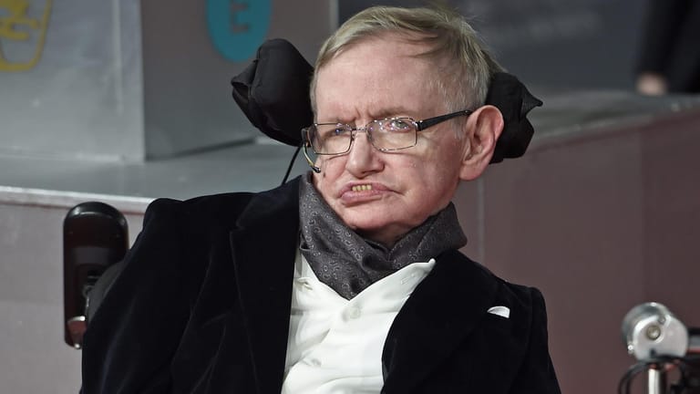 Stephen Hawking im Jahr 2015: Der 1942 in Oxford geborene Physiker litt an der Nervenkrankheit ALS und saß seit Studententagen im Rollstuhl.