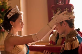 Claire Foy und Matt Smith: Sie spielt Königin Elizabeth, er mimt Gemahl Prinz Philip von Großbritannien.