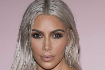 Kim Kardashian ist dreifache Mutter.