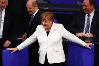 Erleichtert über das Ergebnis: Bundeskanzlerin Angela Merkel nach ihrer erfolgreichen Wiederwahl im Bundestag.