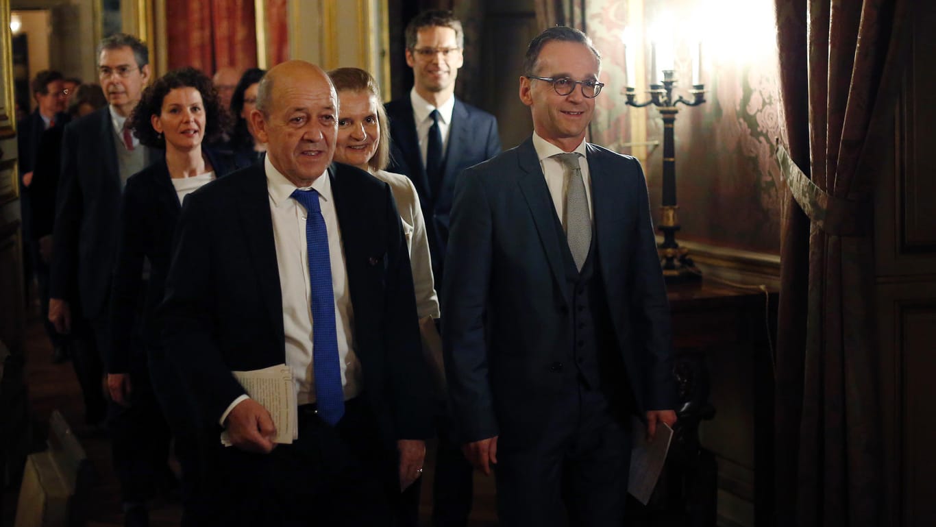 Der neue Außenminister Heiko Maas (r.) mit seinem französischen Amtskollegen Jean-Yves Le Drian: Deutschland dürfe sich außenpolitisch nicht wegducken.